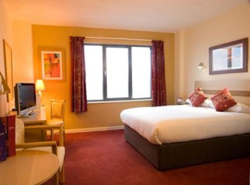 Leonardo Hotel Dublin Parnell Street מראה חיצוני תמונה